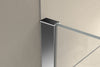 Douche en niche avec porte pivotante sur panneau fixe NT403